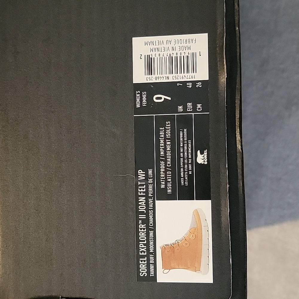 Sorel Explorer II Joan Felt WP, size 9, tawny buff/moonstone
